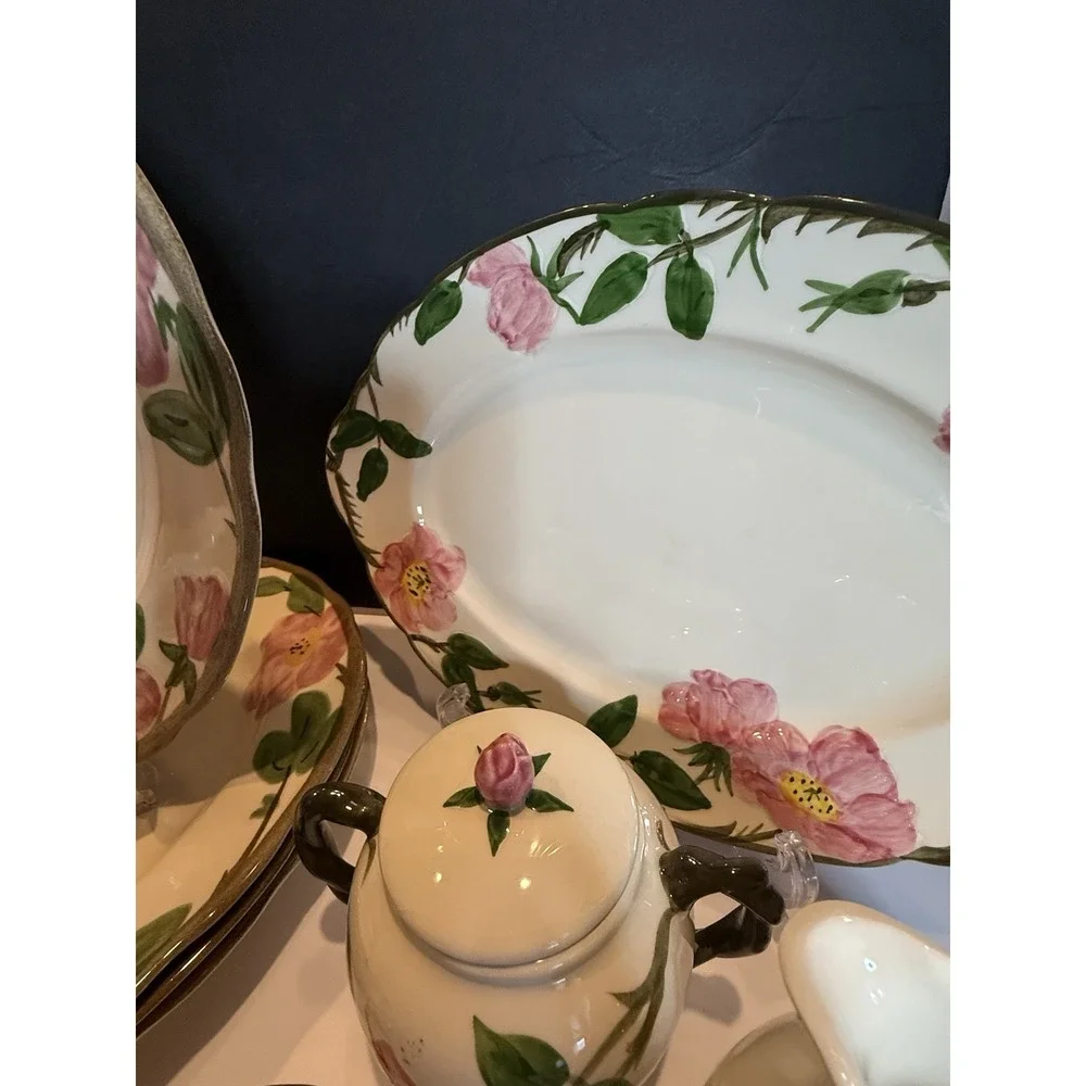 Franciscan Desert Rose 1995 Dinnerware Set 16 Pc Johnson Bros Plates Cups Gravy